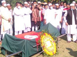 লাভলু সিকদারের নামাজে জানাজায় মানুষের ঢল; রাস্ট্রীয় মর্যাদা শেষে শিলিমপুর কবরস্থানে দাফন সম্পন্ন