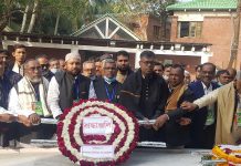 বঙ্গবন্ধুর সমাধিতে নবনির্বাচিত কনকসার আওয়ামী লীগের শ্রদ্ধাঞ্জলী