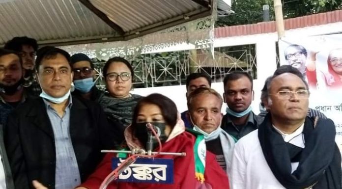 লৌহজংয়ের কুমারভোগে ত্যাগী আওয়ামী লীগ নেতৃবৃন্দের সম্মাননা প্রদান ও মতবিনিময় সভা অনুষ্ঠিত