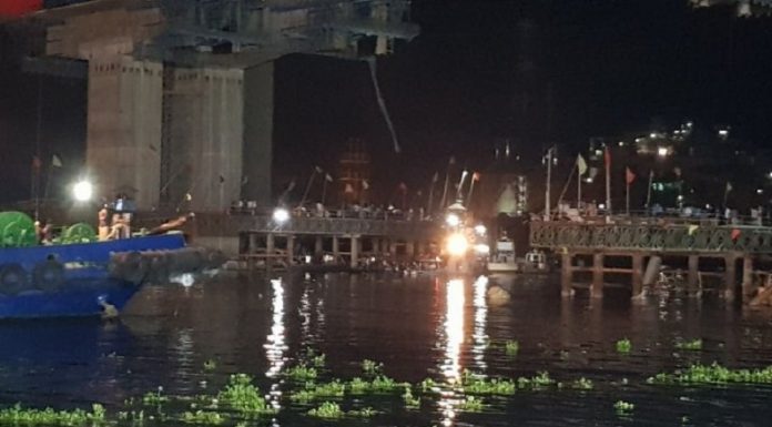 নারায়ণগঞ্জের শীতলক্ষ্যা নদীতে ডুবে যাওয়া লঞ্চ থেকে ৫ নারীর লাশ উদ্ধার
