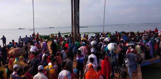 শিমুলিয়া-কাঁঠালবাড়ী নৌরুটে চলছে ৪টি ফেরি