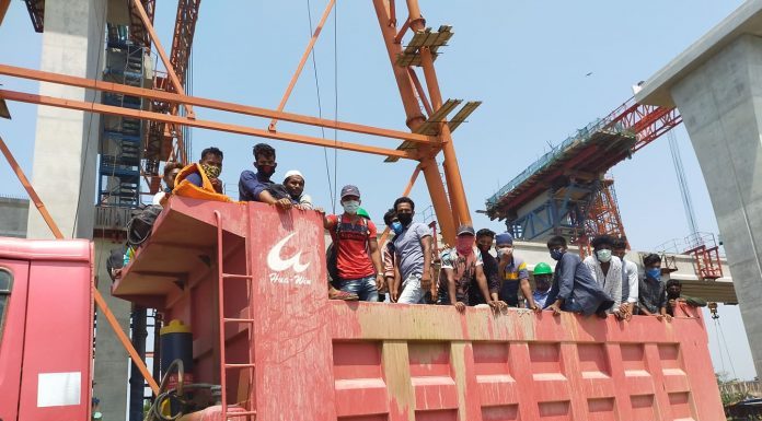 পদ্মা সেতুর ৭শ’ শ্রমিকের বিদায়,পরে রেল লিংক প্রকল্পে ট্রান্সফার