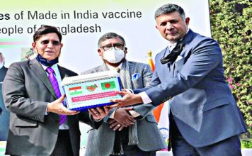 বন্ধুত্বের স্মারক হিসেবে টিকা পেল বাংলাদেশ