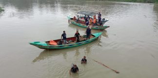 মুন্সীগঞ্জে ট্রলারডুবি: চলছে দ্বিতীয় দিনের উদ্ধার অভিযান