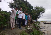 লৌহজংয়ের পদ্মা নদীর ভাঙন পরিদর্শনে ইউএনও, ভাঙনরোধে দ্রুত ব্যবস্থা গ্রহণের আশ্বাস