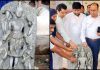 মুন্সীগঞ্জে পুকুরের মাটি খননকালে কষ্টিপাথরের বিষ্ণুমূর্তি পাওয়া গেছে