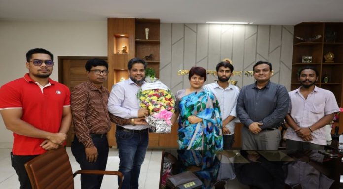 মুন্সীগঞ্জ জেলা রেড ক্রিসেন্ট সোসাইটির চেয়ারম্যান ও জেলা প্রশাসক ফাতেমা তুল জান্নাত’র সাথে সৌজন্য সাক্ষাৎ