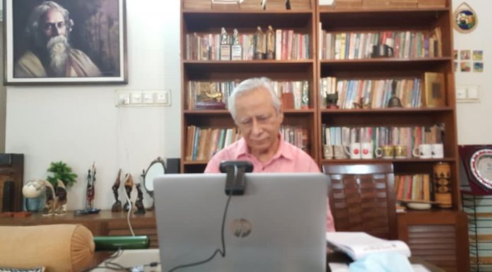 তথ্য-প্রযুক্তি ব্যবহারের মাধ্যমে বাসভবন থেকে ভার্চুয়াল কোর্ট এ অংশ নিলেন এর্টনী জেনারেল মাহবুবে আলম