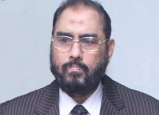 করোনায় ঢাকার সাবেক এমপি আলহাজ্ব মকবুল হোসেন মারা গেছেন, তাহার গ্রামের বাড়ি বিক্রমপুরে