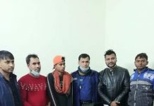 সিরাজদিখানে দুর্ধর্ষ মোবাইল চোর গ্রেফতার