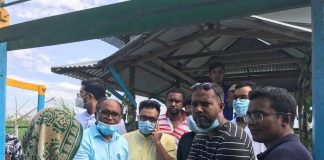 বিশ্বাস অর্গোনাইজেশনের উদ্যোগে কুমারভোগে বন্যা কবলিত দুস্থদের মাঝে রান্না করা খাবার বিতরণ