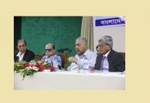 কারও কলমের খোঁচায় সংবিধান বদলে ফেলা যায় না