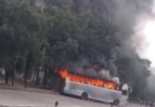 এক ঘণ্টার মধ্যে ঢাকায় ৫ বাসে আগুন