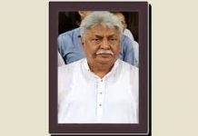 আতিকউল্লাহ খান মাসুদের মেদিনী মন্ডল গ্রামে খান বাড়িতে সকাল সাড়ে ৯টায় দ্বিতীয় জানাজা