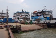 শিমুলিয়া-বাংলাবাজার নৌরুটে আবারও ফেরি চলাচল বন্ধ; এক সপ্তাহ পর পর্যবেক্ষণ টিম রুটটি পরিদর্শন করবে
