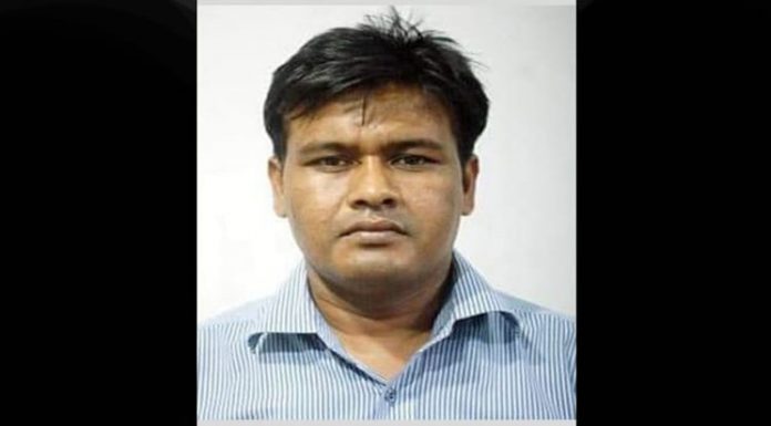 রাজবাড়ীর নিজ গ্রামে সমাহিত করা হলো সাংবাদিক নেতা কার্টুনিস্ট কুদ্দুসকে