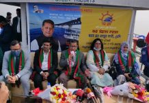 প্রমোদতরী ‘পদ্মা ক্রুজ’ উদ্বোধন করলেন পর্যটন প্রতিমন্ত্রী মো. মাহবুব আলী