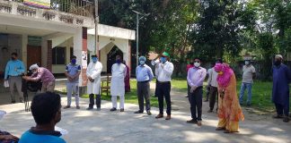 লৌহজংয়ে উপজেলার তালিকাভুক্ত কনকসার ইউনিয়নের সিএনজি চালকদের সরকারী ত্রানসামগ্রী ও শিশু খাদ্য বিতরণ