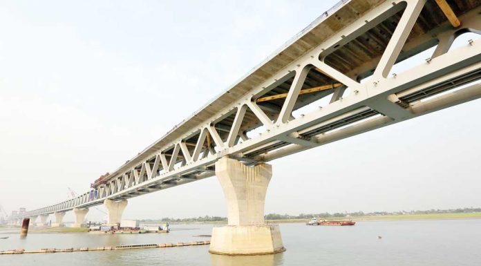 সেপ্টেম্বরে পদ্মাসেতুর কাজের গতি ফিরবে