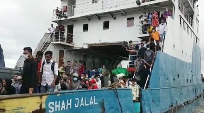 পদ্মা সেতুর পিলারের সাথে ফেরি শাহজালালের ধাক্কা; আহত ২০