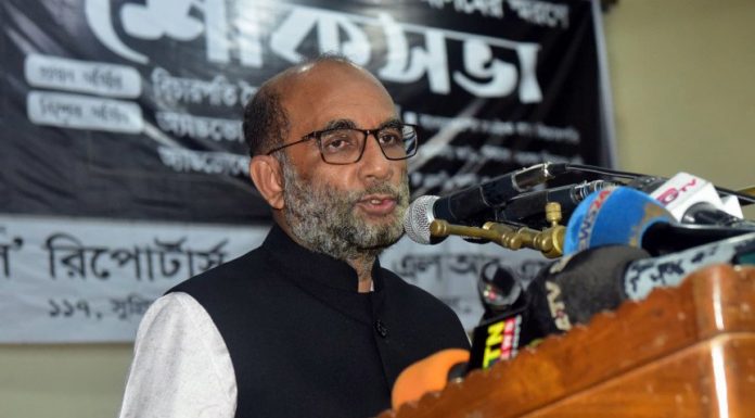 মাহবুবে আলমের কাজ আইন অঙ্গনের অনবদ্য ম্যাগনাকার্টা হতে পারে: শ ম রেজাউল করিম