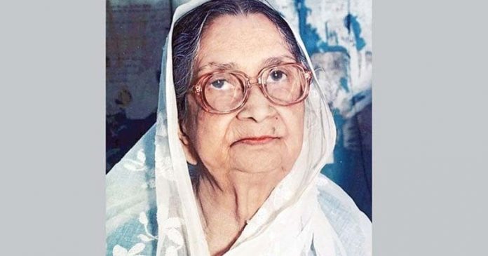 কবি সুফিয়া কামাল