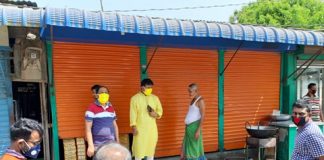 নাগেরহাট বাজার পরিদর্শন-হোটেল বন্ধ করে দেওয়া এবং সচেতনতামূলক লিফলেট বিতরণ
