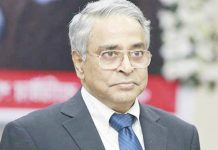 আসামি এত ক্ষমতাধর যে তাকে কোন কিছু খুঁজে পায় না: প্রধান বিচারপতি